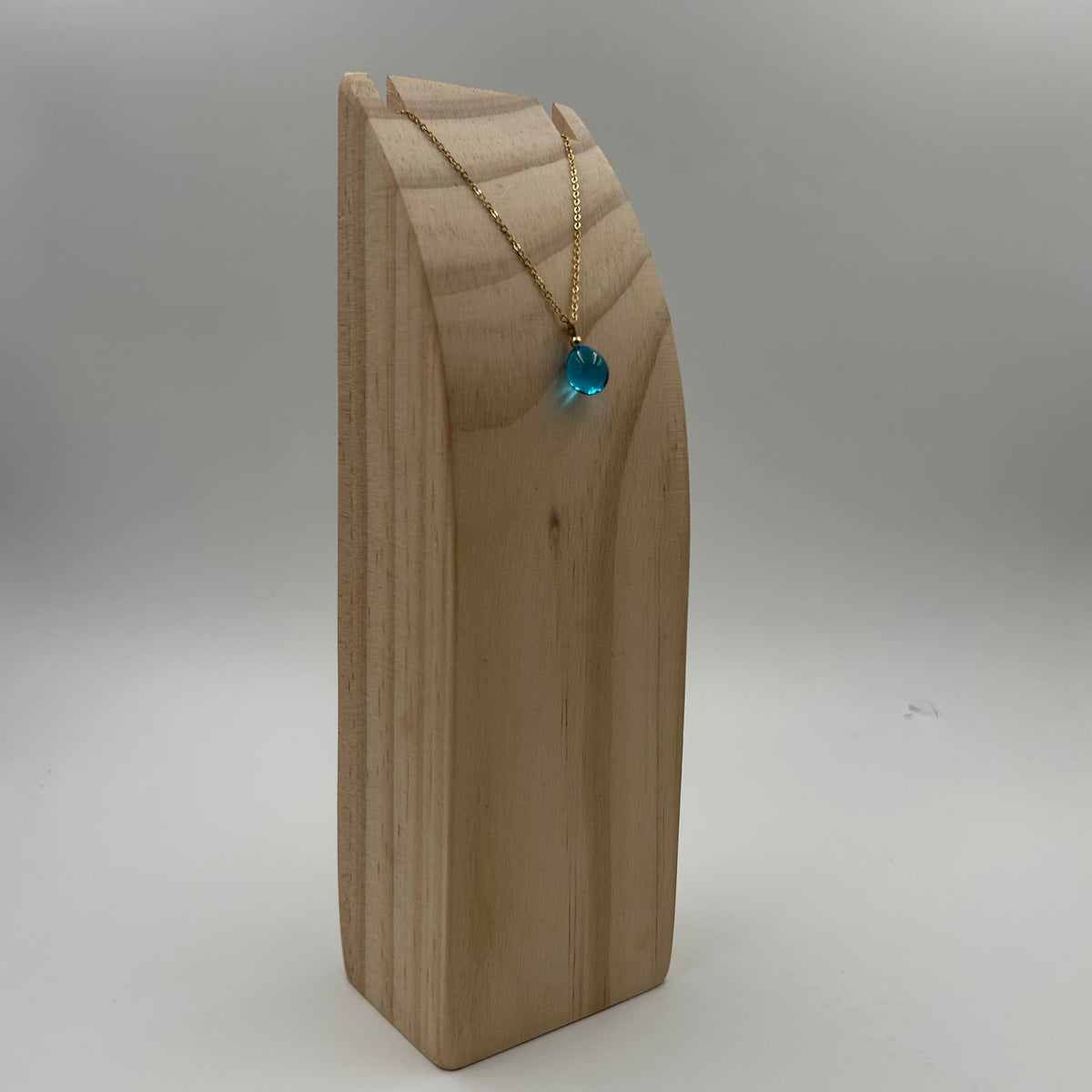 Collier goutte doré