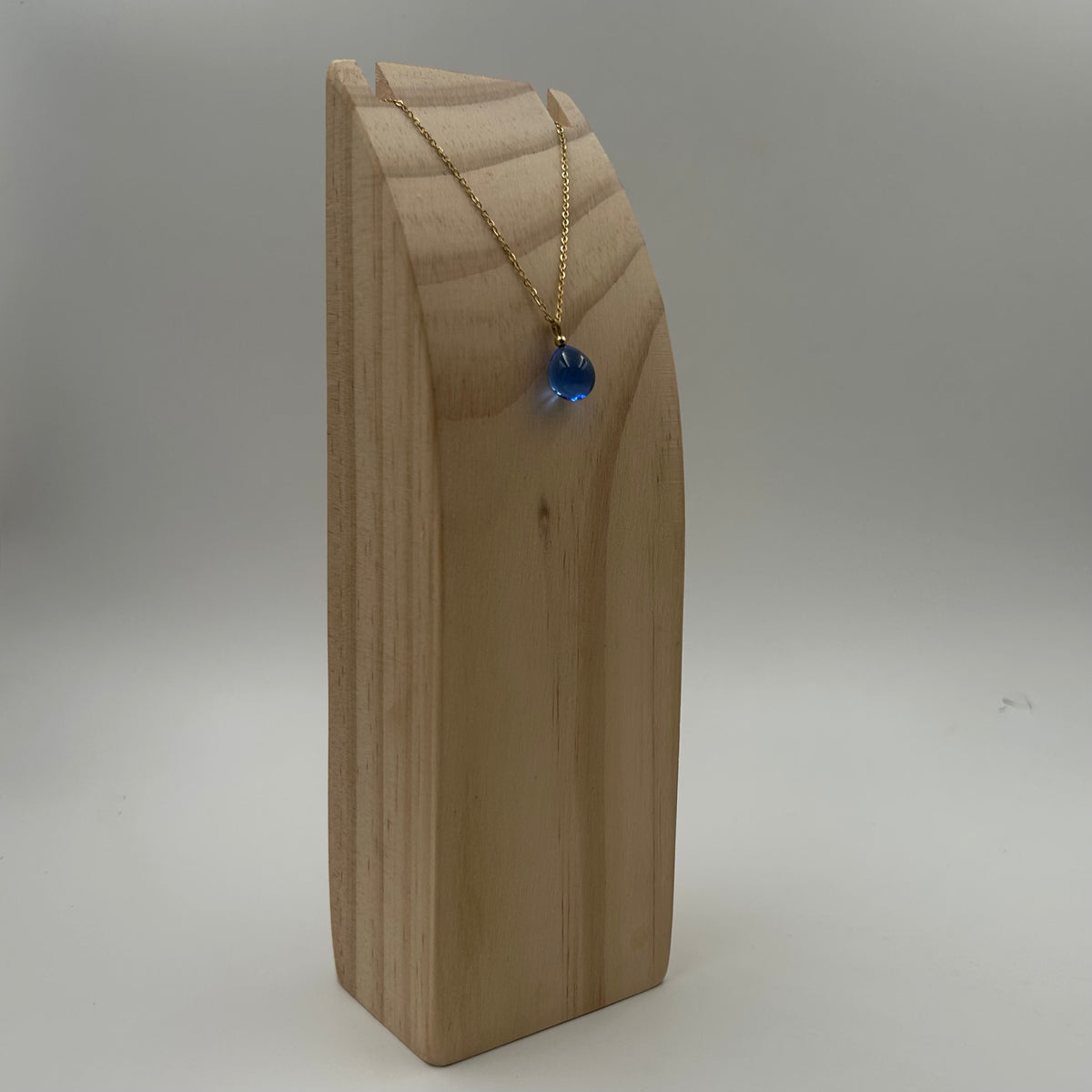 Collier goutte doré