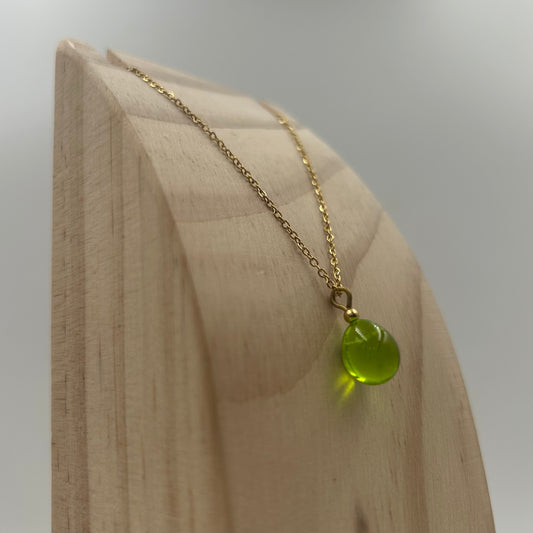 Collier goutte doré