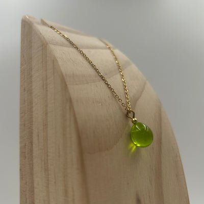 Collier goutte doré