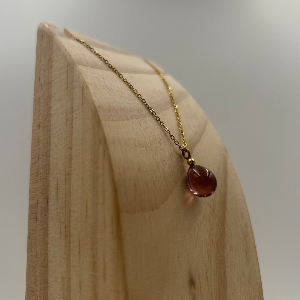 Collier goutte doré
