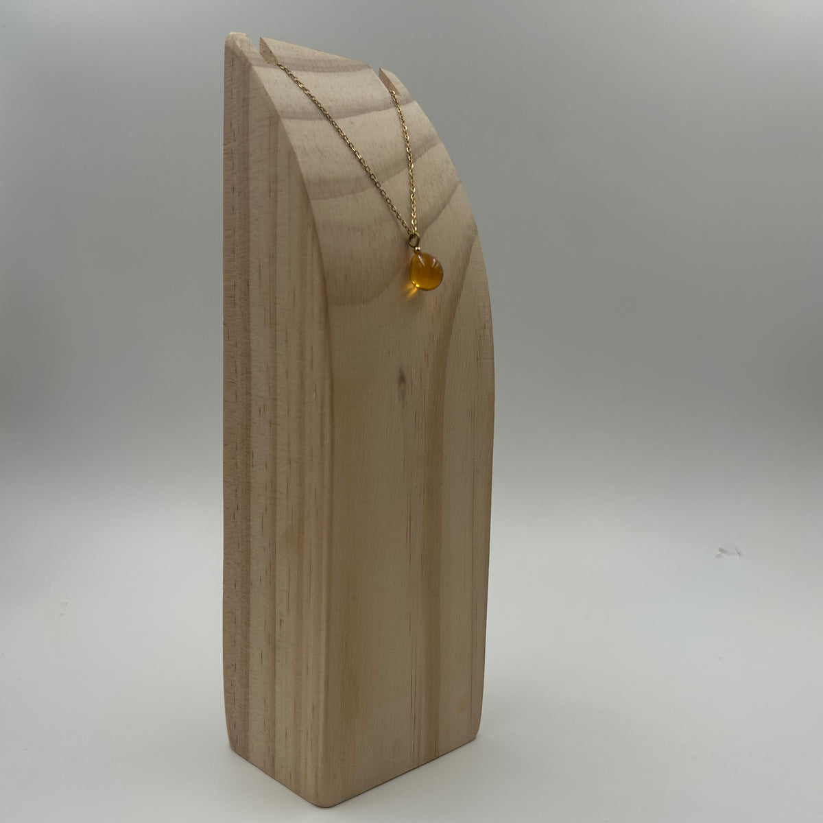 Collier goutte doré
